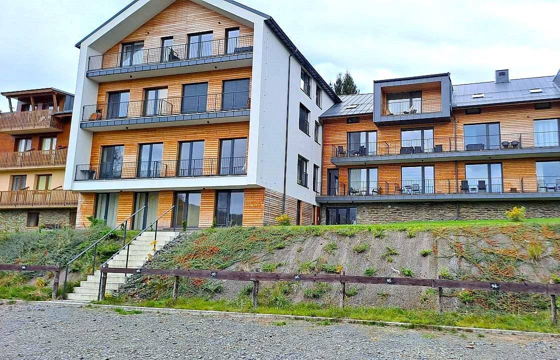 Apartmán Souznění, pohled na dům Buk v Šumavských Stráních